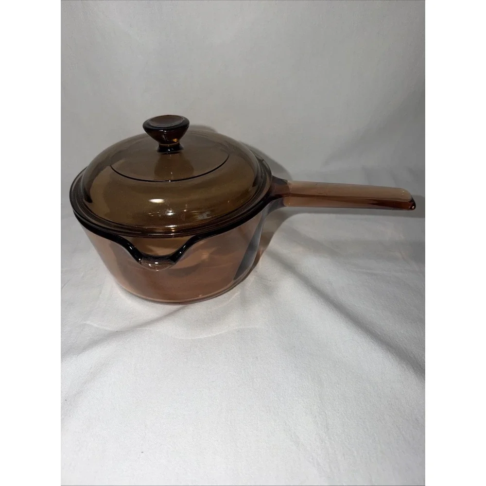 VTG Vision Corning Ware USA 1L Amber Glass Sauce Pan Pot Pour Spout With LID